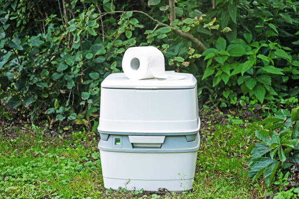 Best Restroom trailer rental cost  in Granite, OK